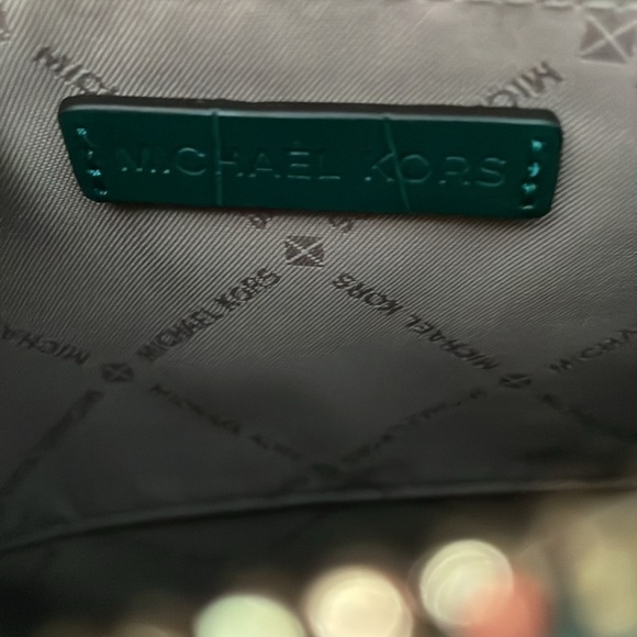 Michael Kors Jet Set Travel Croc Embossed Leather XL Zip Clutch LikeNew Emerald - Picture 3 of 6